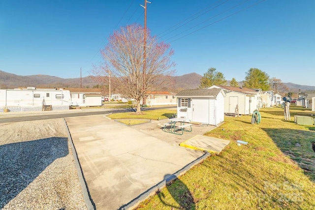 Listing photo 2 for 39 Polka Ln, Waynesville NC 28785