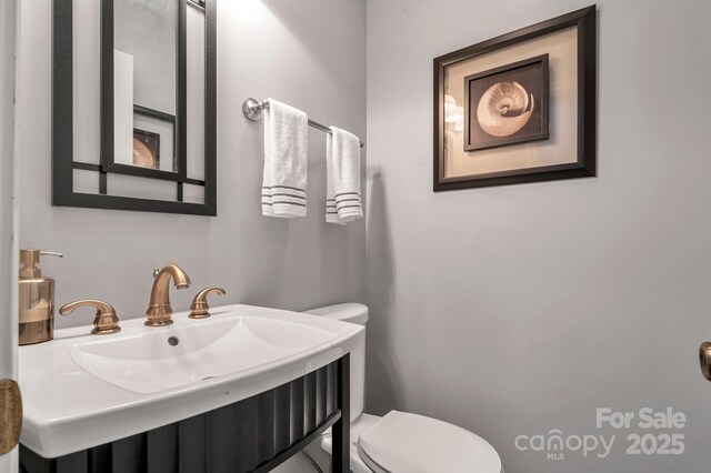 97 Ballantree Dr, Asheville, NC 28803 - half bath featuring toilet