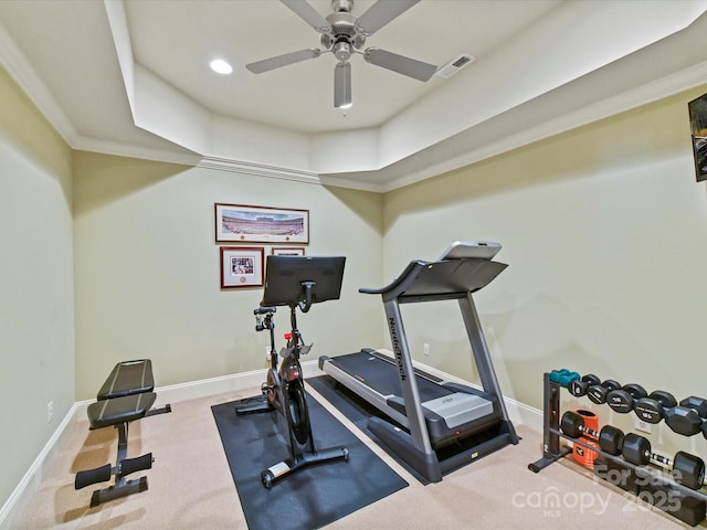 exercise room with visible vents, a ceiling fan, recessed lighting, carpet flooring, and baseboards