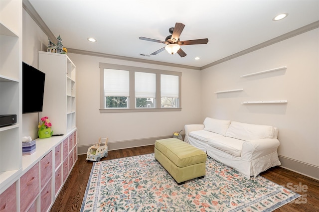 living room featuring dark wood-style floors, recessed lighting, baseboards, and ornamental molding