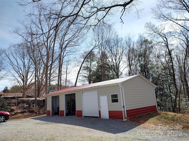 view of detached garage