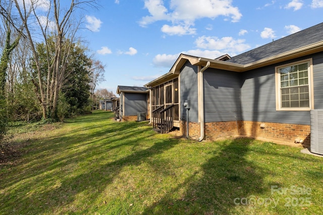 234 Pointe Cir, Rock Hill, SC 29732 - view of grassy yard with a sunroom and entry steps