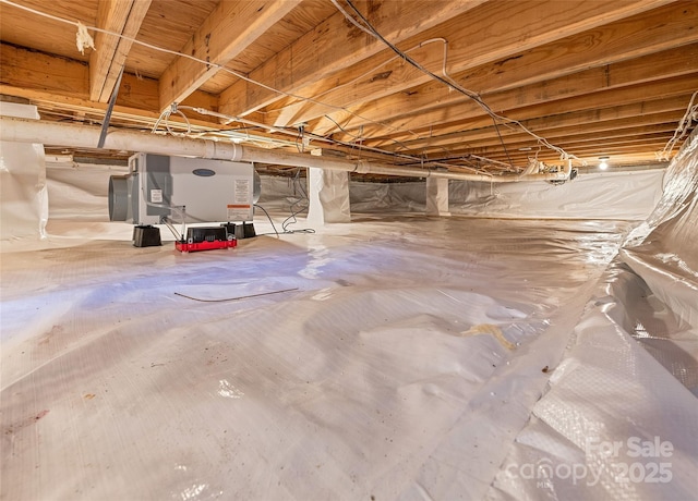 basement with crawl space