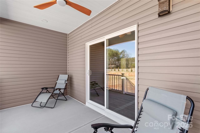 view of patio featuring a ceiling fan