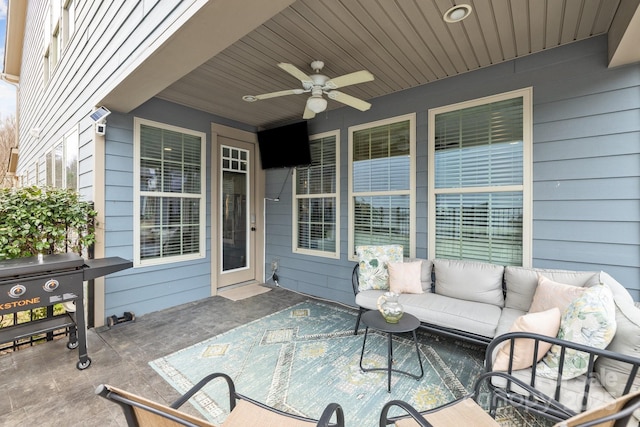 view of patio / terrace with outdoor lounge area and ceiling fan