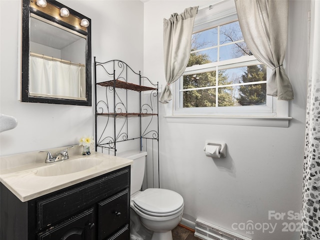 full bath featuring visible vents, toilet, and vanity