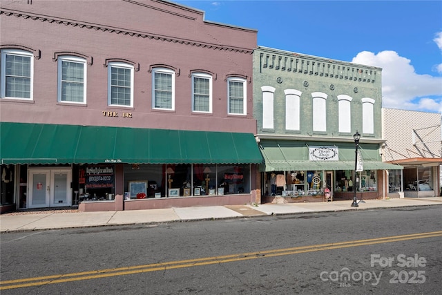 view of building exterior