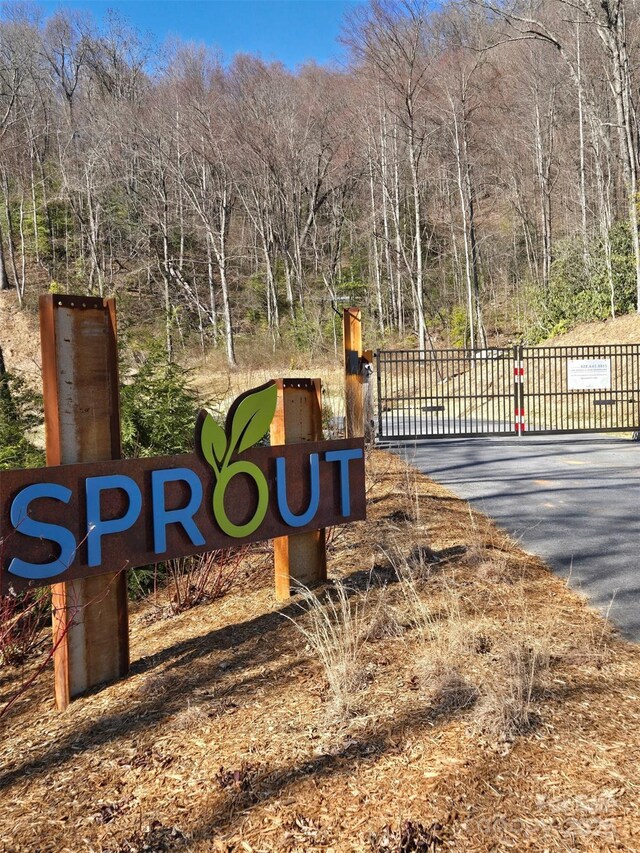 0000 E Garden Trl Unit 35, Hendersonville, NC 28792 - photo 2