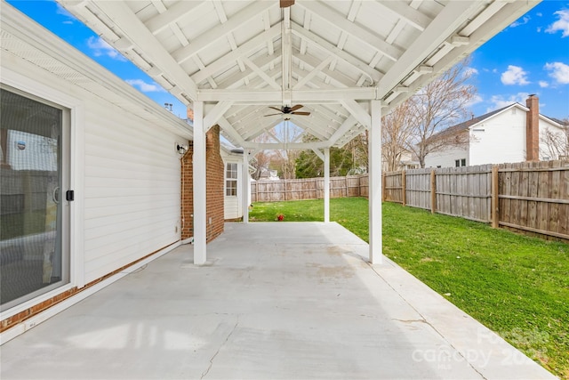 view of patio featuring a ceiling fan and a fenced backyard