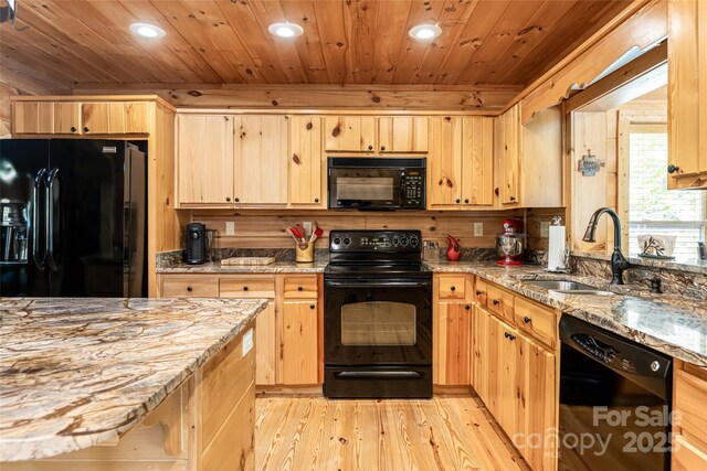 2117 Deep Woods Dr, Hendersonville, NC 28739 - photo 35