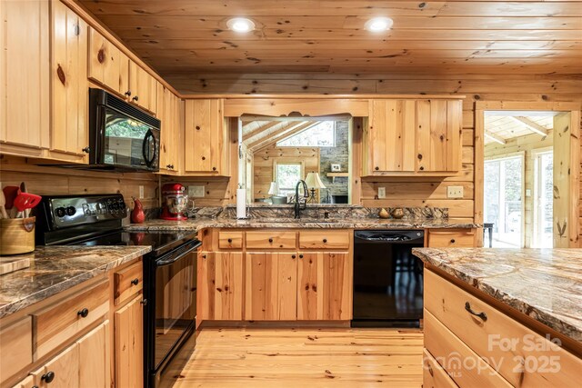 2117 Deep Woods Dr, Hendersonville, NC 28739 - photo 36