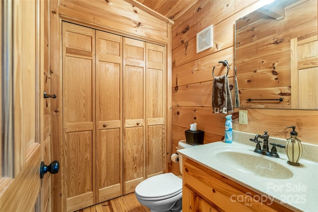 2117 Deep Woods Dr, Hendersonville, NC 28739 - photo 45
