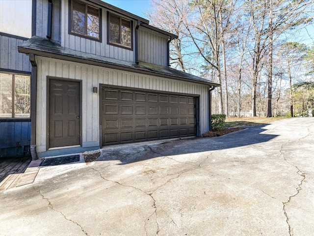 exterior space featuring driveway