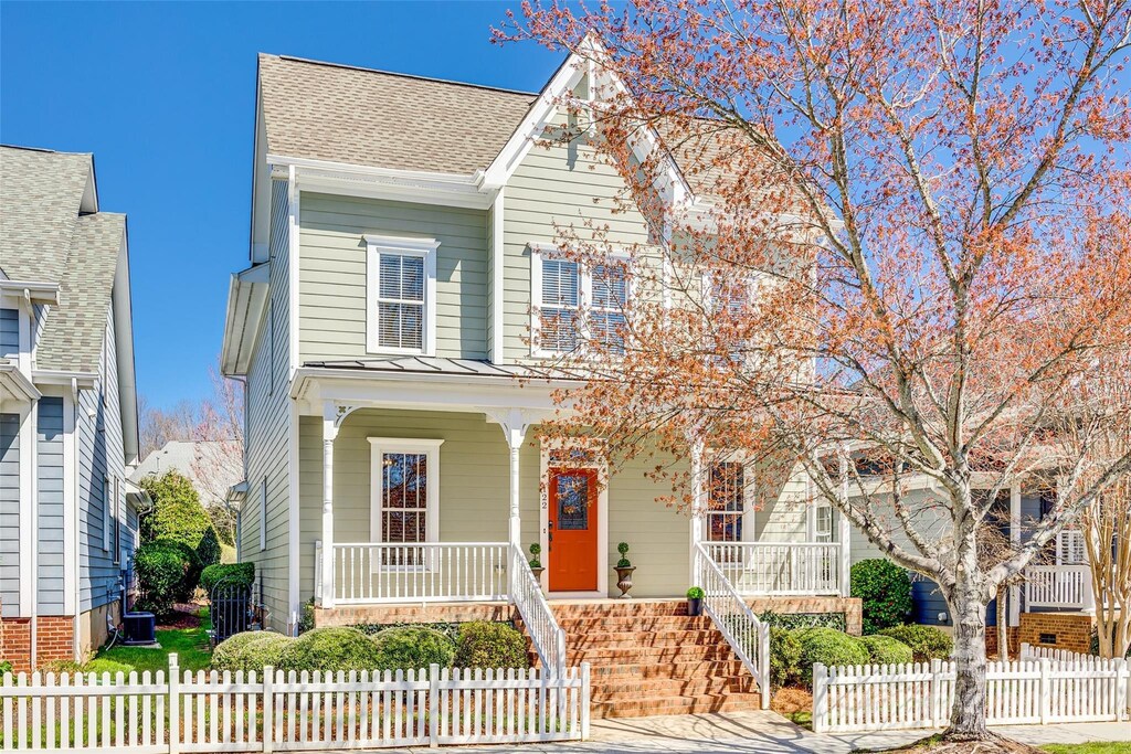 122 Blandina Ct, Fort Mill, SC 29708 - photo 1