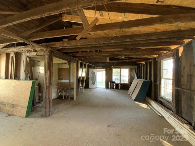 misc room with washer / clothes dryer