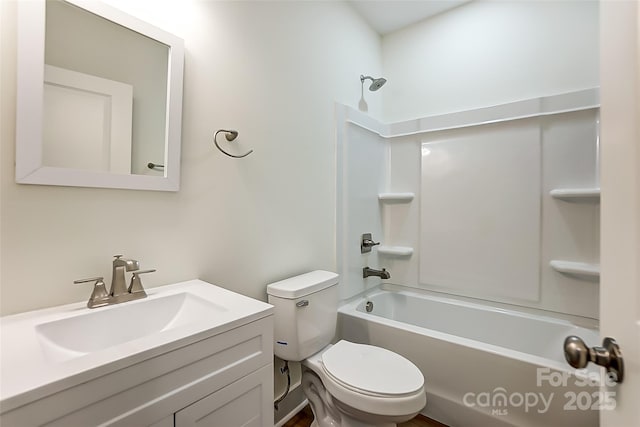 full bath featuring vanity, toilet, and shower / bath combination