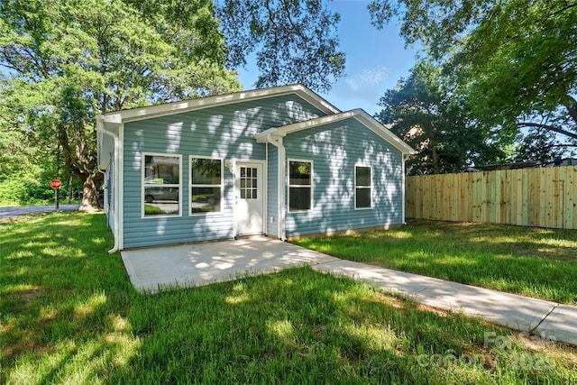 2313 N Main St, Kannapolis, NC 28081 - view of front facade featuring a patio
