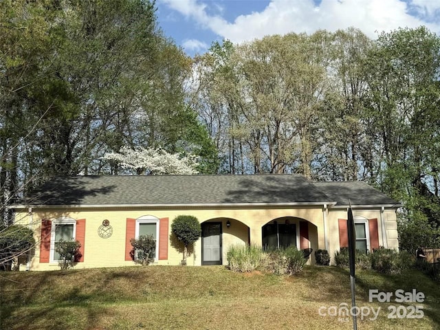 6721 Old Post Rd, Charlotte, NC 28212 - exterior space featuring a front yard