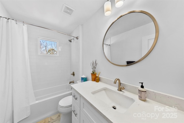 full bath featuring shower / bath combo with shower curtain, visible vents, toilet, and vanity