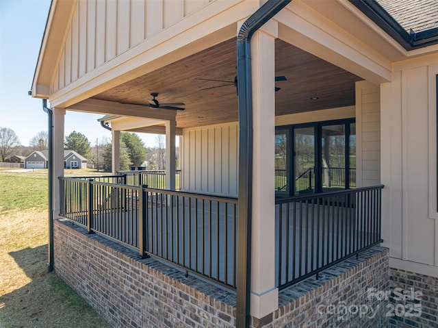 view of patio featuring ceiling fan