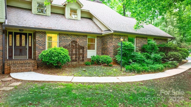 1080 Rolling Green Dr, Newton, NC 28658 - view of front of property featuring brick siding