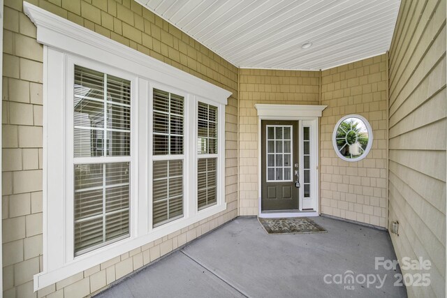 8107 Crater Lake Dr, Indian Land, SC 29707 - photo 3