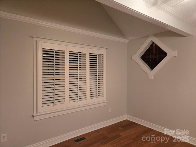 details featuring visible vents, baseboards, wood finished floors, and ornamental molding