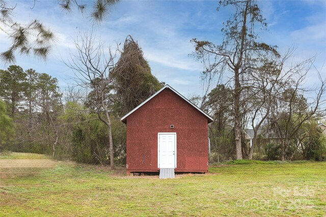 2005 Douglas Rd, Lancaster, SC 28720 - view of outdoor structure featuring an outbuilding