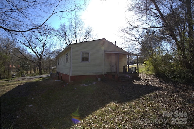 view of side of home