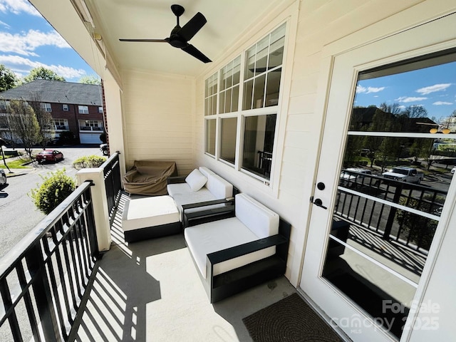 balcony with ceiling fan