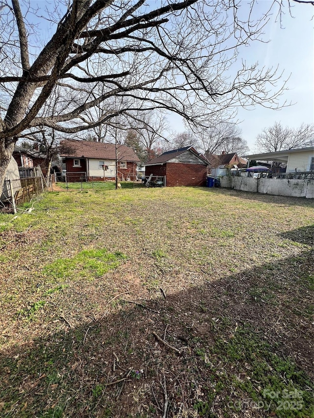 view of yard featuring fence