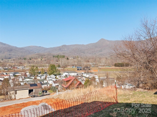 view of mountain feature featuring a residential view