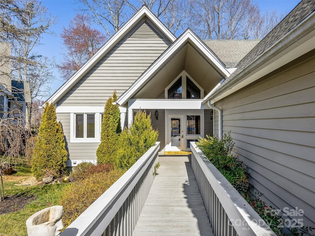 view of property entrance