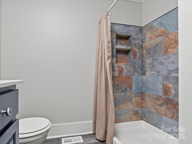 149 Crescent Dr, Chesterfield, SC 29709 - full bathroom with toilet, vanity, tiled shower, and visible vents