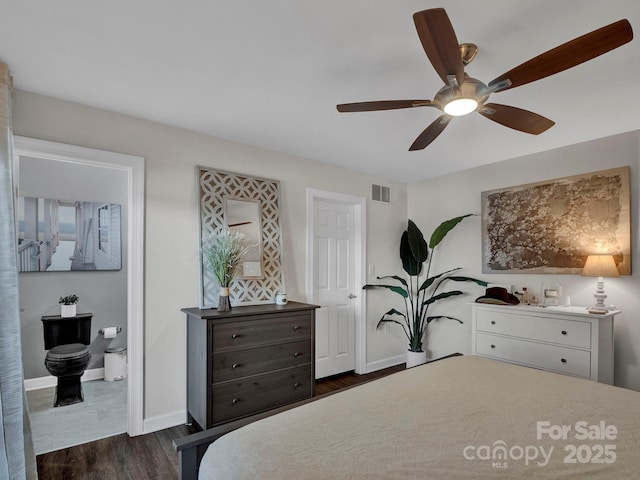 bedroom featuring visible vents, ceiling fan, baseboards, and dark wood-style flooring