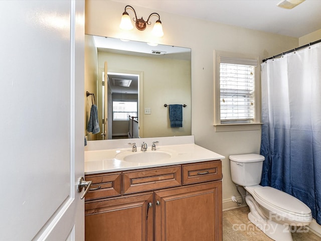 full bath featuring tile patterned flooring, visible vents, curtained shower, toilet, and vanity