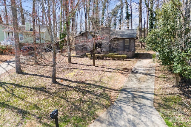 view of front of house featuring concrete driveway