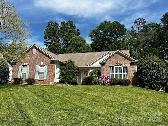 10829 Carmody Ct, Charlotte, NC 28277 - ranch-style home with brick siding and a front yard