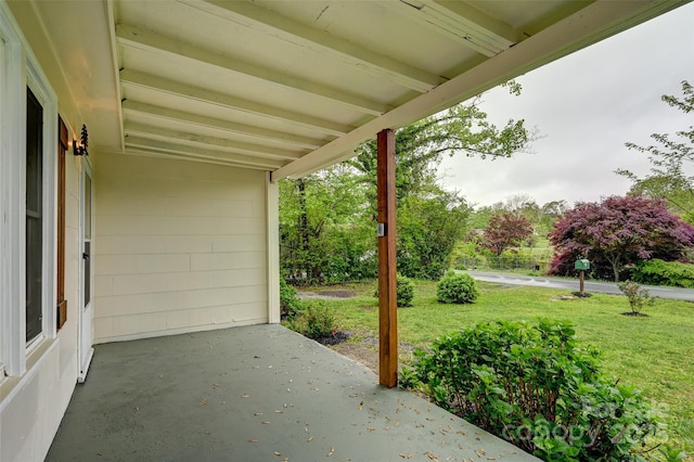 110 Maplewood Knoll Dr, East Flat Rock, NC 28726 - view of patio