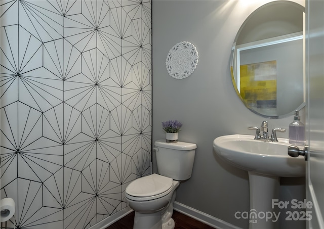 246 Sweet Briar Dr, Fort Mill, SC 29707 - half bath featuring toilet, baseboards, and a sink