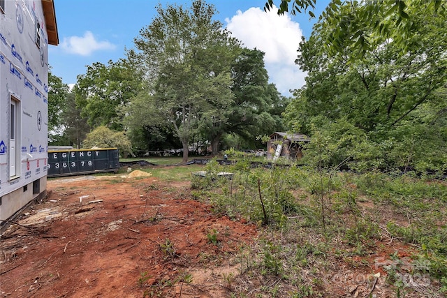 5005 County Home Rd, Conover, NC 28613 - view of yard featuring mail area and view of scattered trees