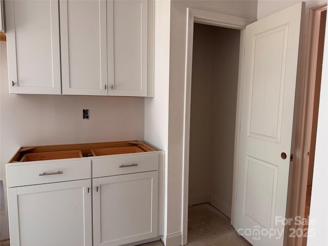 713 Inwood Hill Dr Unit 96, Gastonia, NC 28056 - detailed view of baseboards