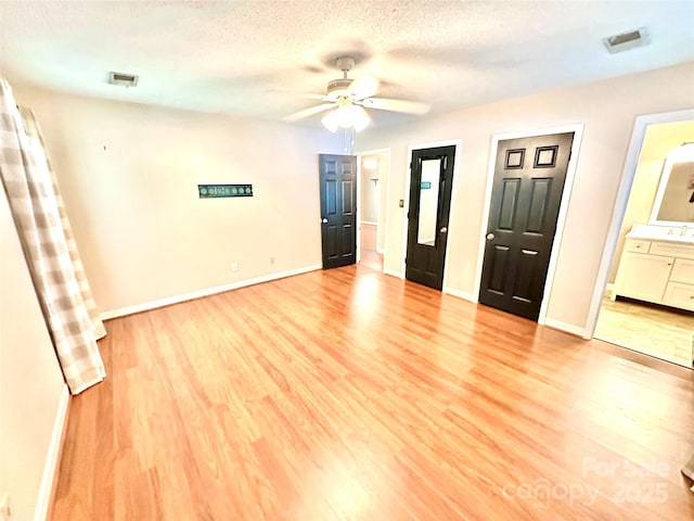 9401 Elvis Dr, Charlotte, NC 28215 - photo 25