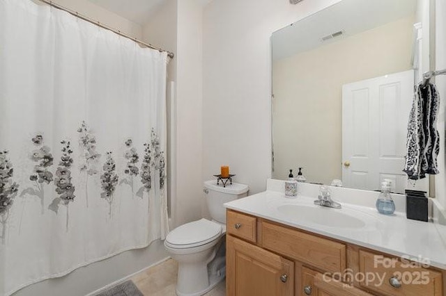 10802 Tradition View Dr, Charlotte, NC 28269 - full bathroom featuring visible vents, toilet, shower / tub combo with curtain, and vanity