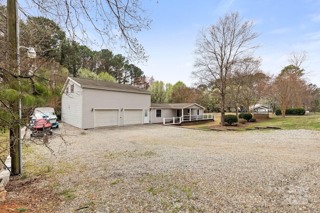 117 Pine Bluff Dr, Mooresville, NC 28117 - exterior space featuring gravel driveway