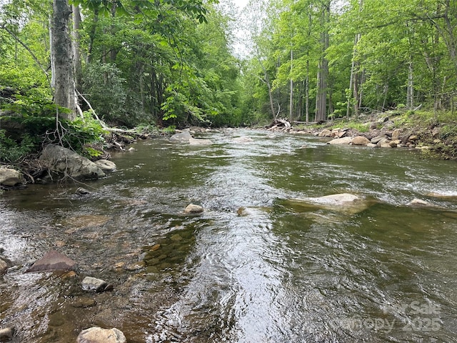 000 Pumpkin Patch Rd, Bakersville, NC 28705