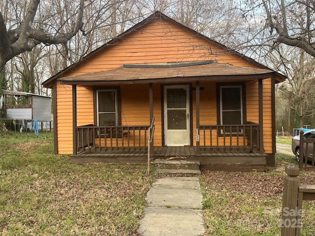 1128 Rosehill Dr, Lincolnton, NC 28092 - bungalow featuring a porch