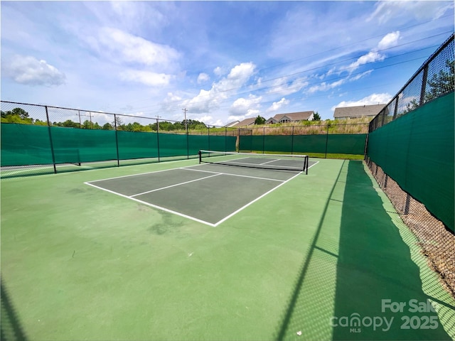 8212 Merryvale Ln, Charlotte, NC 28214 - view of tennis court