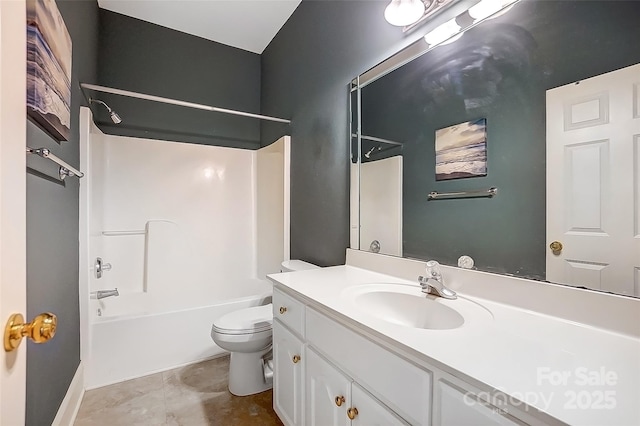 4633 River Bluff Ct, Charlotte, NC 28214 - full bath with vanity, toilet, and washtub / shower combination