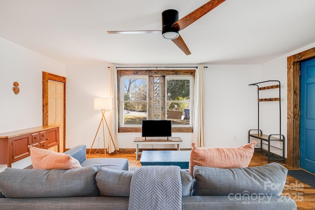 323 Emma Rd, Asheville, NC 28806 - living area with wood finished floors and ceiling fan